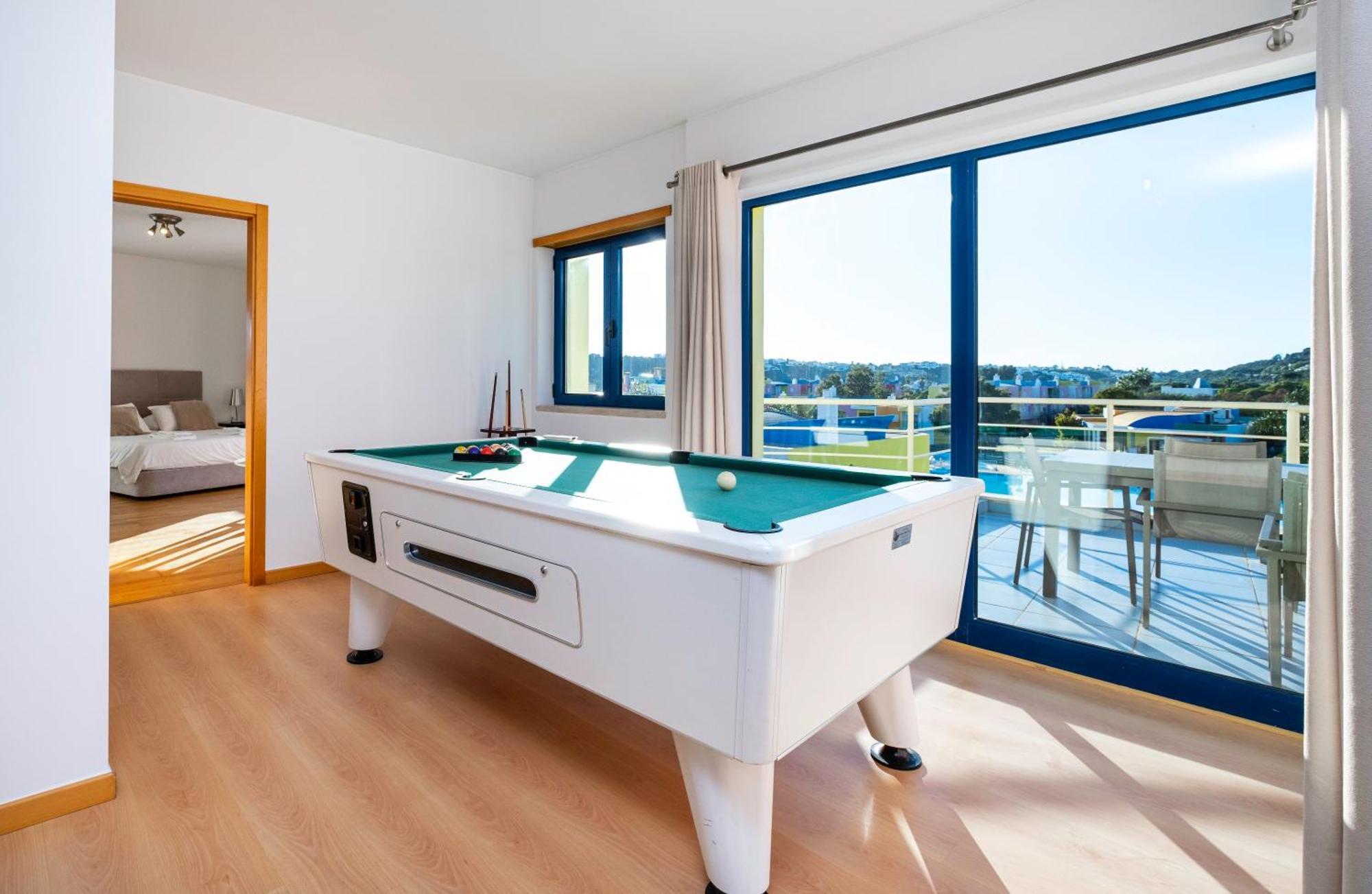 Penthouse 160Sqm Wide Terraces Pool View & Private Hot Tub & Parking Daire Albufeira Dış mekan fotoğraf