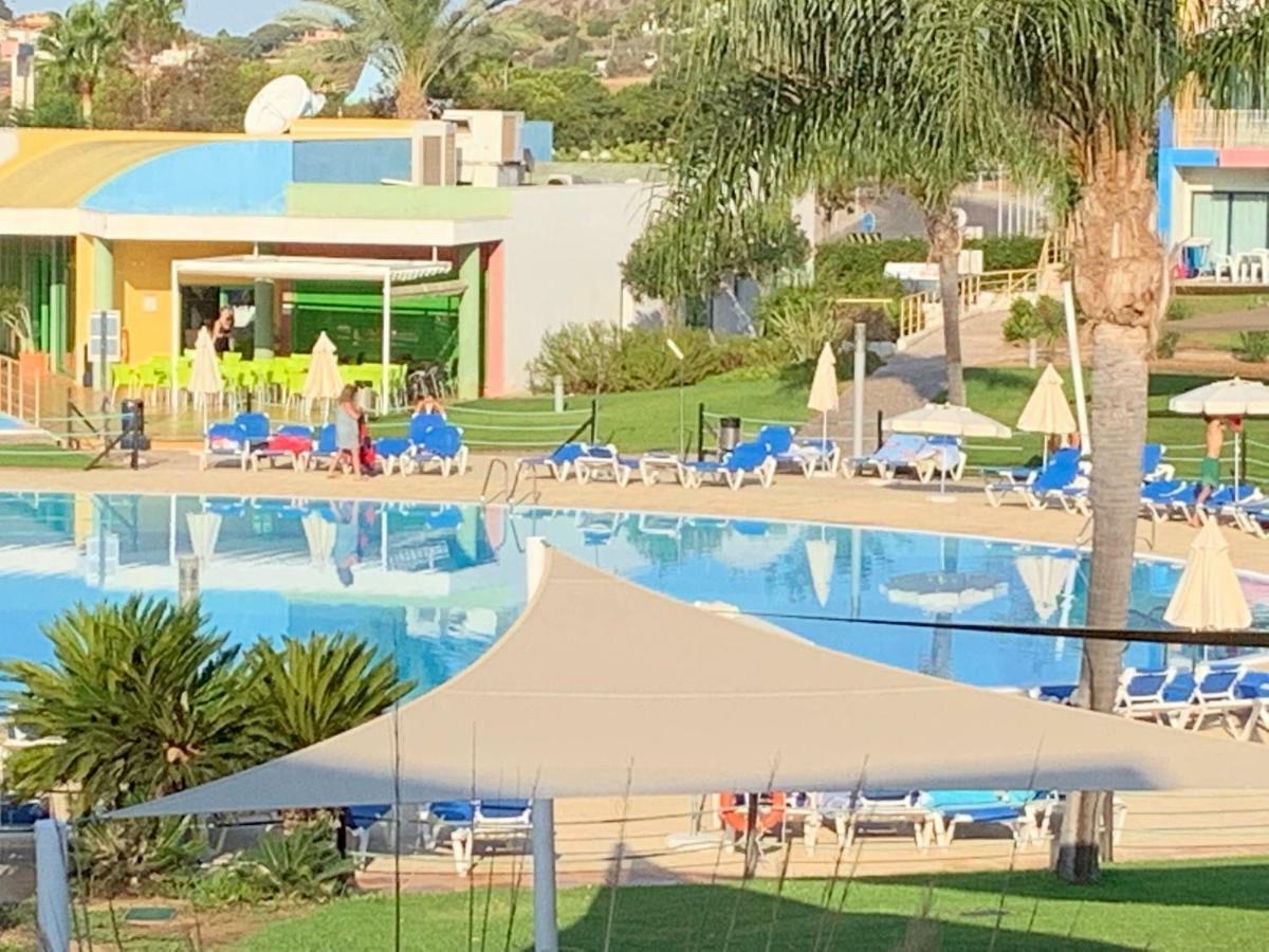 Penthouse 160Sqm Wide Terraces Pool View & Private Hot Tub & Parking Daire Albufeira Dış mekan fotoğraf